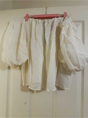 H&M White Off-Shoulder Puff Sleeve Blouse